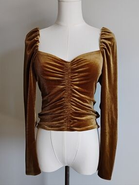Steve Madden Gold-Brown Ruched Velvet Long Sleeve Top